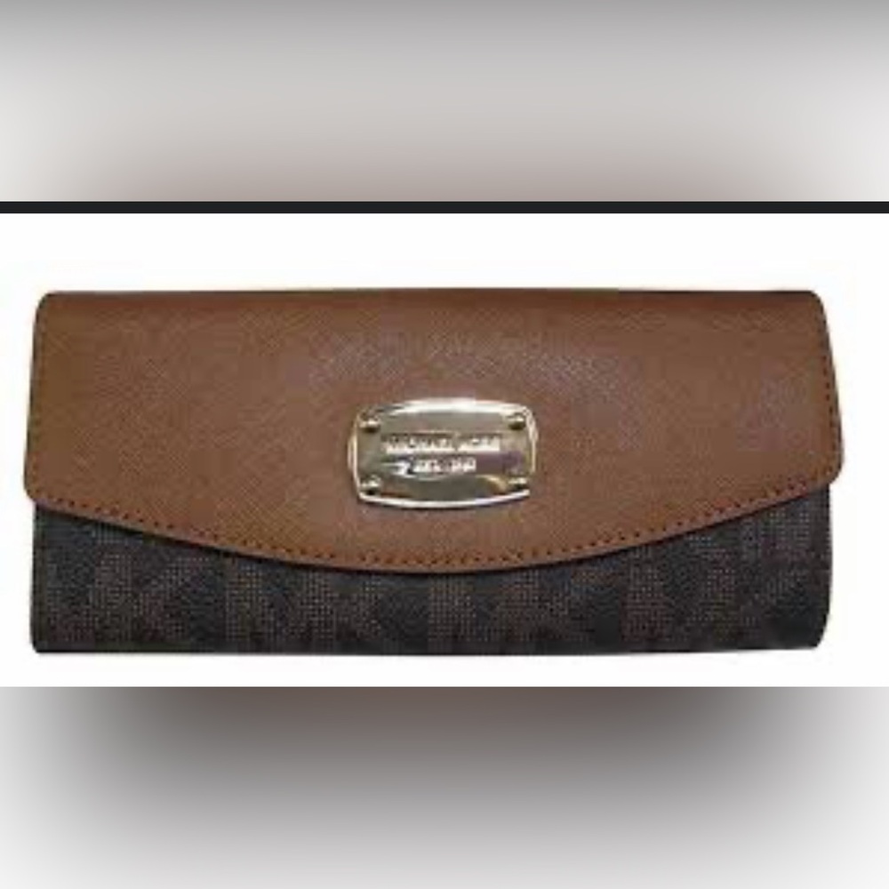 Michael Kors Brown and Black Wallet Sophisticated Design